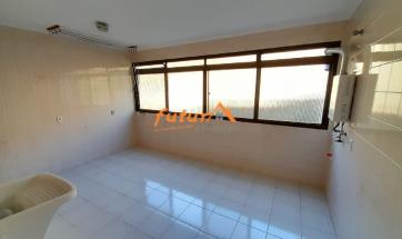 APARTAMENTO PRÓX. CENTRO