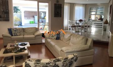 EXCELENTE CASA EM B. NOBRE
