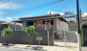 CASA EM BAIRRO