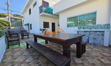 CASA EM BAIRRO
