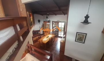 CASA COND. FECHADO