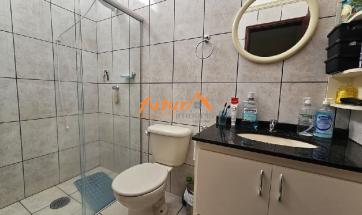 CASA EM CONDOMÍNIO