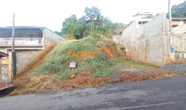 TERRENO EM BAIRRO