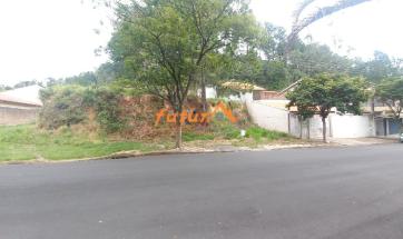 TERRENO EM BAIRRO