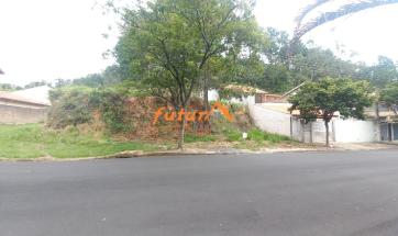 TERRENO EM BAIRRO