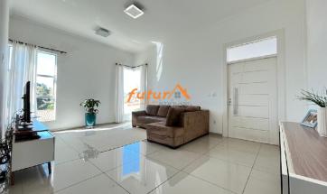 CASA EM BAIRRO