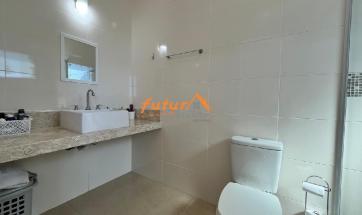CASA EM BAIRRO