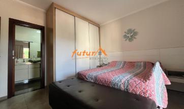 CASA PRÓXIMO AO CENTRO  