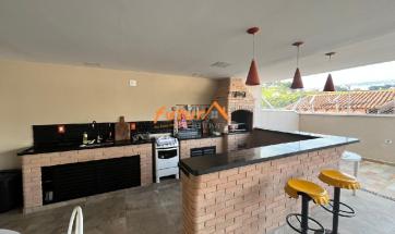 CASA PRÓXIMO AO CENTRO  