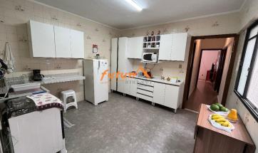 APARTAMENTO CENTRO