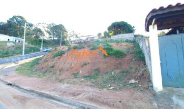 TERRENO EM BAIRRO