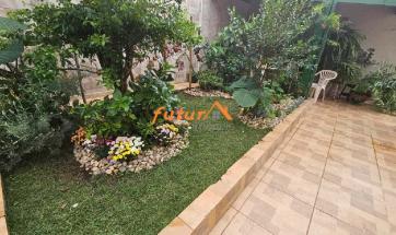 CASA EM BAIRRO