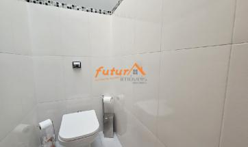 EXCELENTE CASA EM BAIRRO