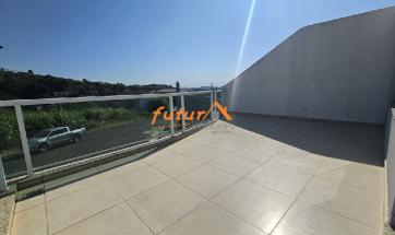 EXCELENTE CASA EM BAIRRO