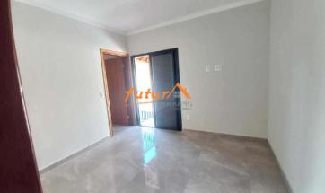 CASA EM BAIRRO