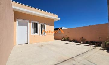 CASA EM BAIRRO