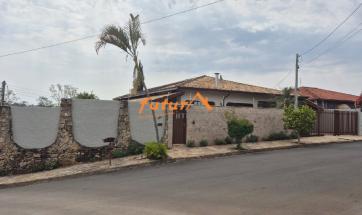 CASA EM BAIRRO NOBRE