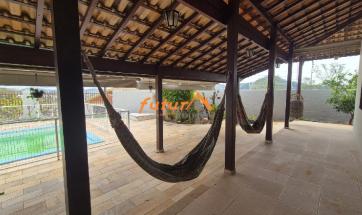 CASA EM BAIRRO NOBRE