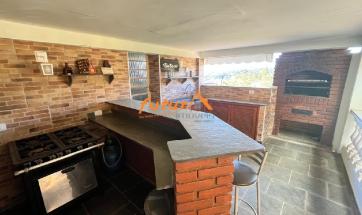 CASA EM CONDOMINIO