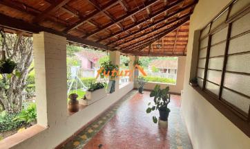 CASA B. DAS POSSES