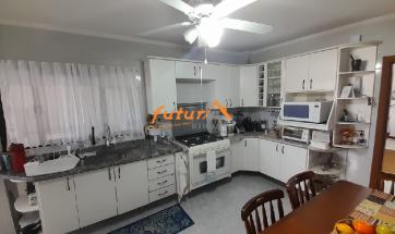 APARTAMENTO PRÓXIMO AO CENTRO