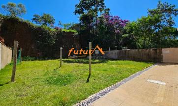 EXCELENTE CASA EM BAIRRO