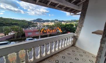 CASA EM BAIRRO