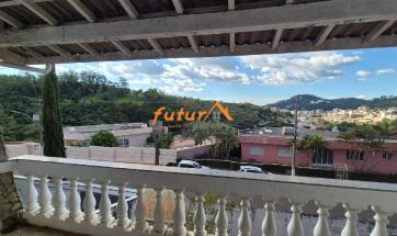 CASA EM BAIRRO