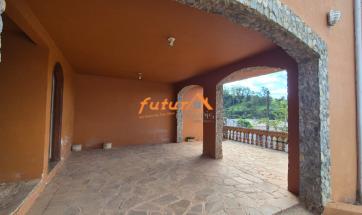 CASA EM BAIRRO
