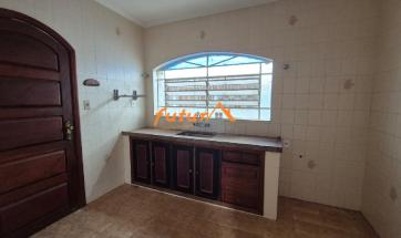 CASA EM BAIRRO