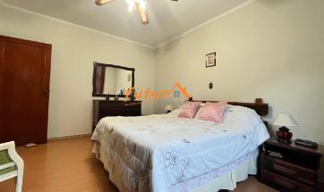 CASA EM BAIRRO