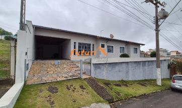 CASA EM BAIRRO PROX. CENTRO