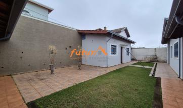 CASA EM BAIRRO PROX. CENTRO