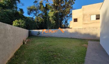 CASA EM BAIRRO