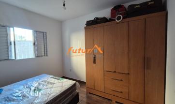CASA EM BAIRRO