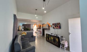 CASA EM BAIRRO