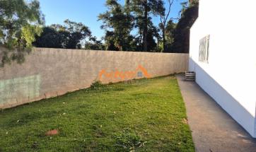 CASA EM BAIRRO