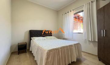 CASA EM BAIRRO