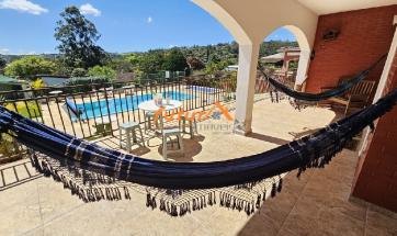 EXCELENTE CASA B. POSSES