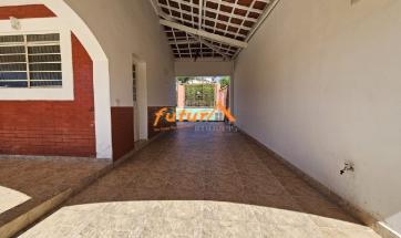 EXCELENTE CASA B. POSSES
