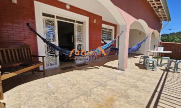 EXCELENTE CASA B. POSSES