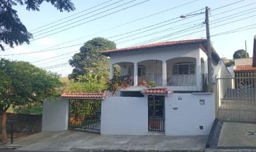 CASA PRÓXIMO AO CENTRO