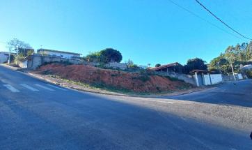 TERRENO EM BAIRRO