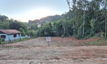 TERRENO EM BAIRRO