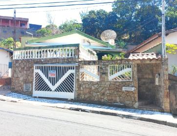 CASA EM BAIRRO