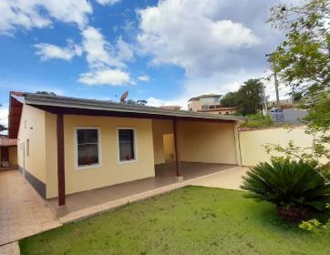 CASA PRÓXIMO AO CENTRO