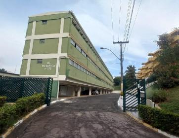 APTO. PRÓXIMO CENTRO