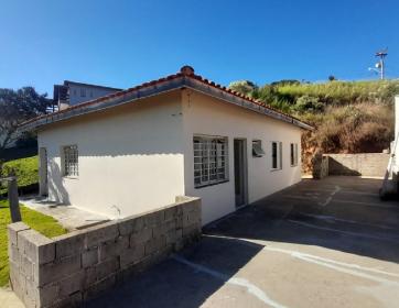 CASA EM BAIRRO