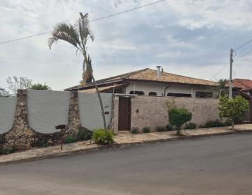 CASA EM BAIRRO NOBRE