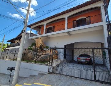 CASA EM BAIRRO